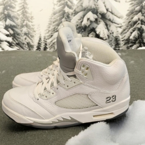 Other - Air Jordan Men's 5 Retro 2015 White Metallic Size Size -- 10